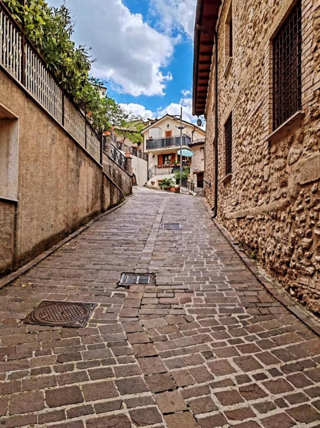 Appartement Il Sentiero à Poggio Bustone Extérieur photo